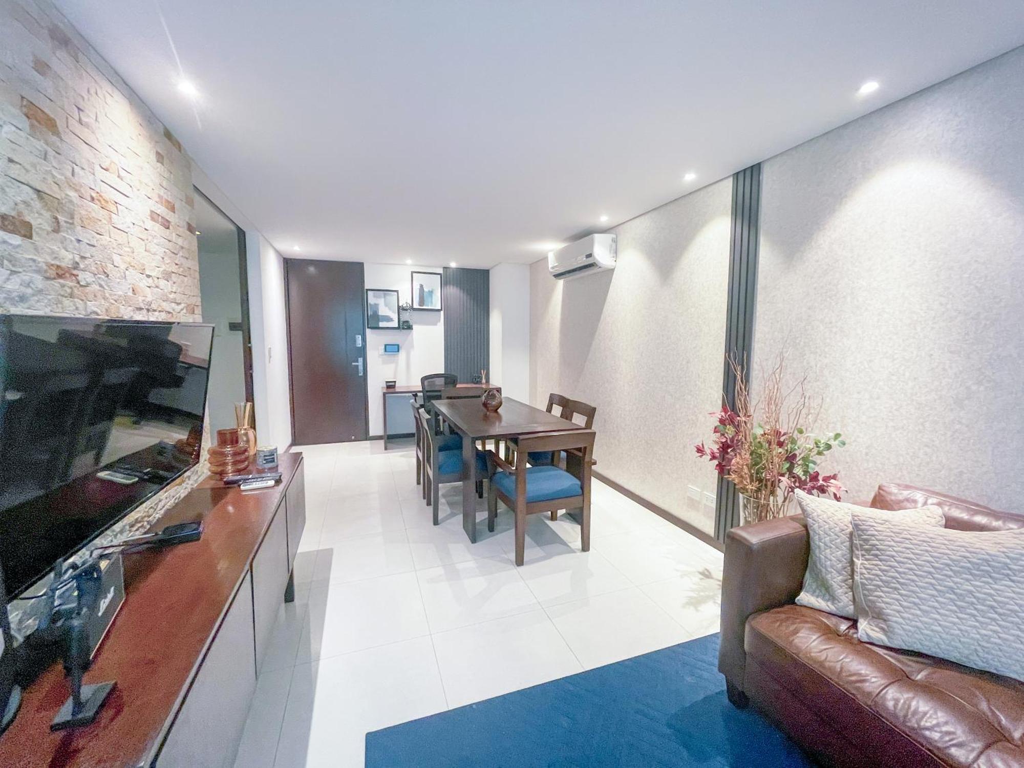 Luxurious Stay At Modern Apartment サンタ・クルス・デ・ラ・シエラ エクステリア 写真